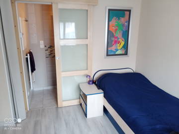 Roomlala | Rent Room with office and private bathroom