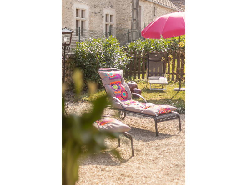 Entire Home Moloy 32244-3