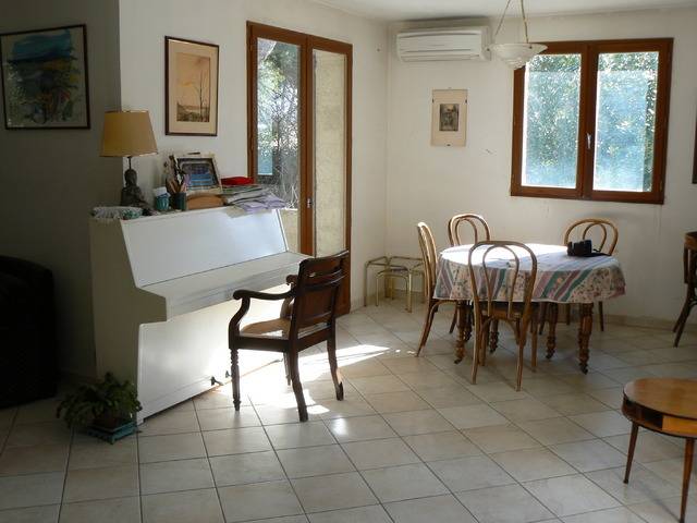 Homestay Nîmes 27109