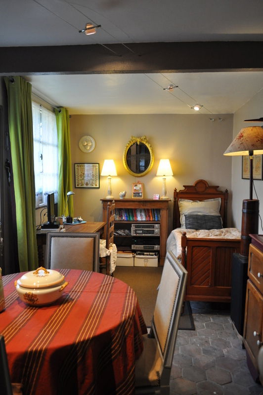 Entire Home Thomery 242130