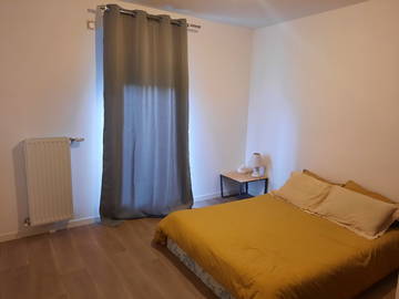 Chambre À Louer Romainville 259428-1