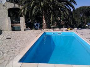 Renting A Villa With Swimming Pool And Sea View