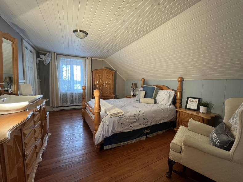 Bed And Breakfast Saint-Éloi 265491-3