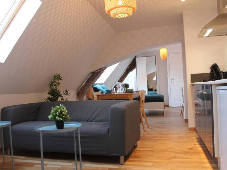 Entire Home Valenciennes 275667-1