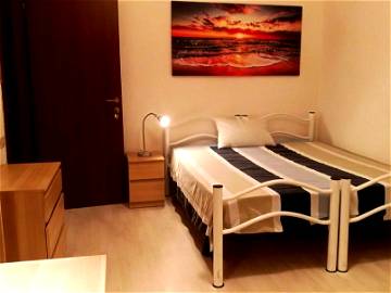 Room For Rent Roma 234280-1