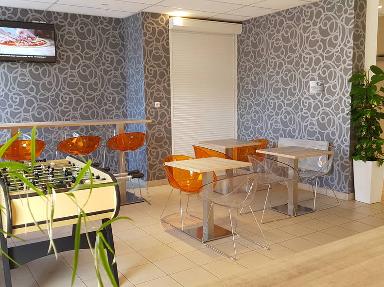 Toda La Casa Massy 244857-3