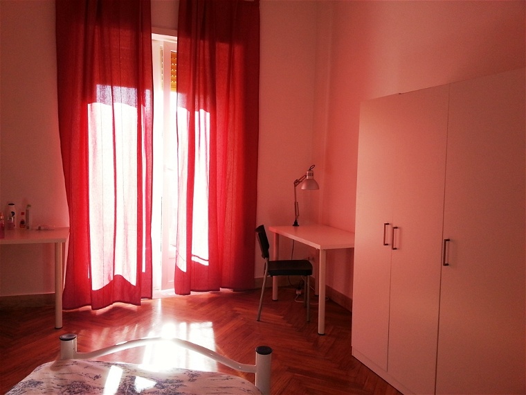 Room In The House Roma 234342-2