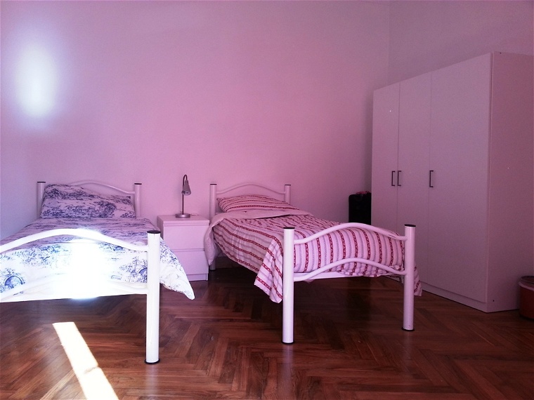 Room In The House Roma 234342-4