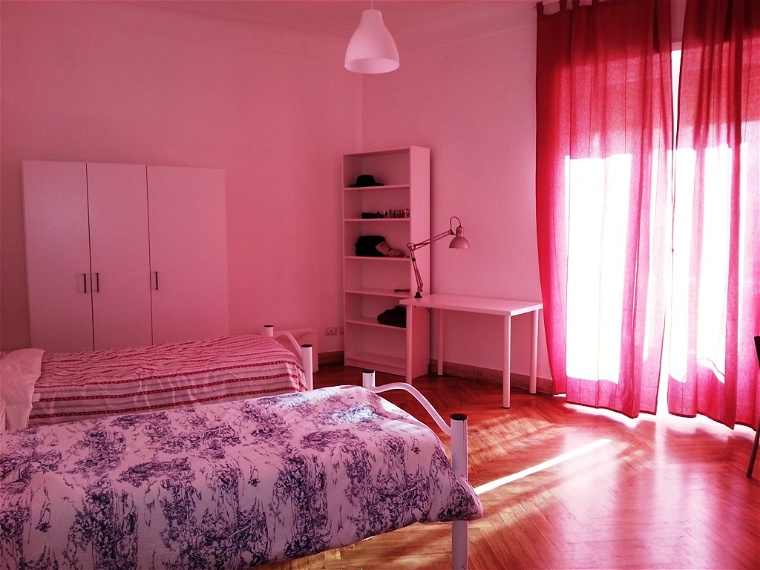 Room In The House Roma 234342-7
