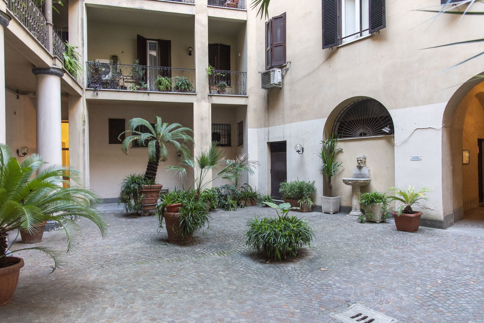 Colocatie Roma 265763