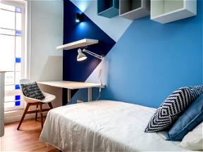(RH26-R5) Bedroom In Beautiful Apartmen In Pl. Catalunya