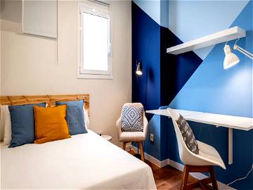 Roomlala | (RH26-R6) Beautiful Double Room Near Pl. Catalunya