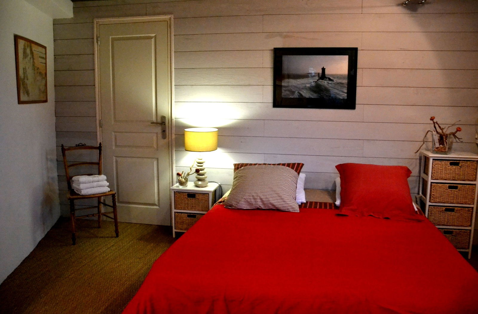 Homestay Créhen 93612