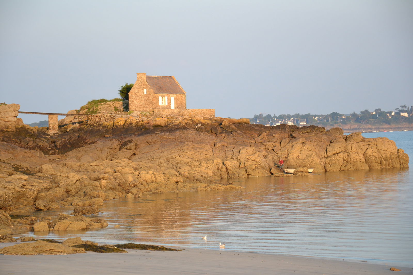 Homestay Créhen 93552