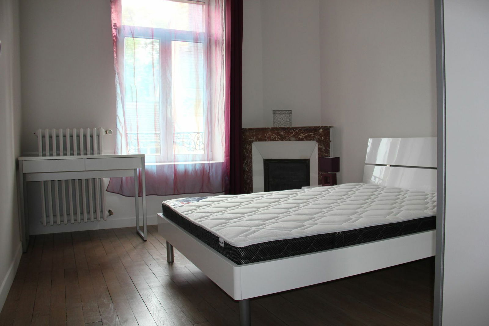 Gastgezin Nancy 78988