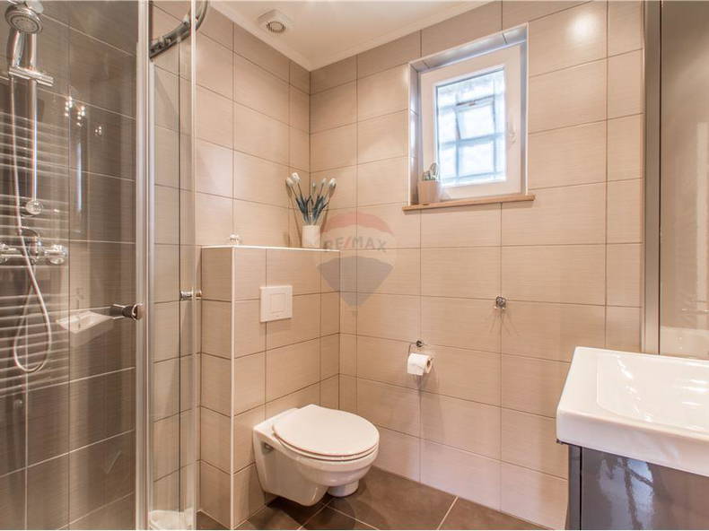 Hemvistelse Esch-sur-Alzette 264064-3