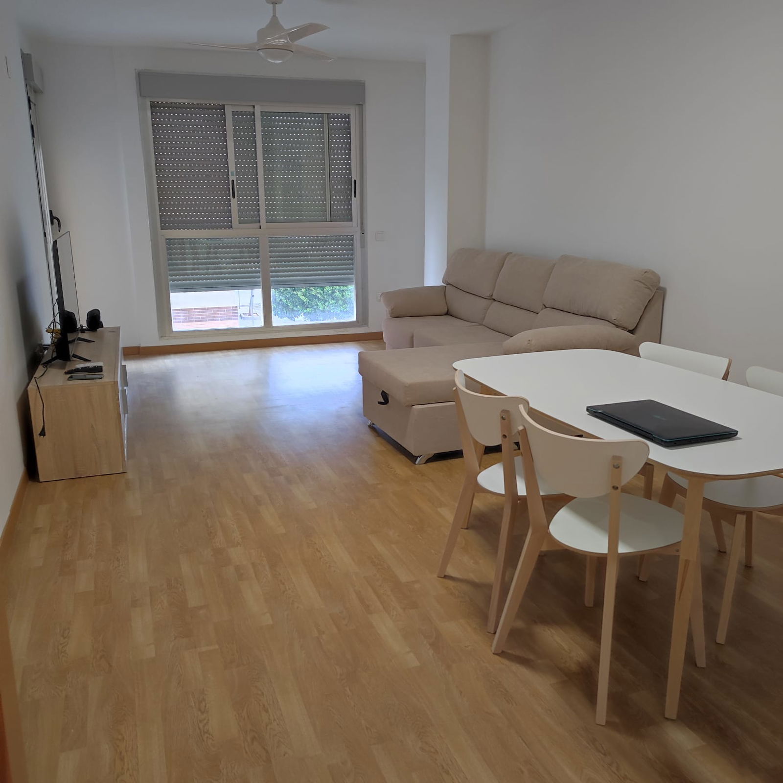 Homestay Almazora 430989