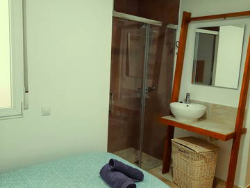 Roomlala | ROOM 1 WITH PRIVATE BATHROOM INDIVIDUAL LOCK AND AC