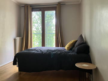 Roomlala | Room 12m2 Soisy-sous-montmorency close to the train station