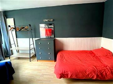 Roomlala | Room (15m²) For Rent In Puteaux