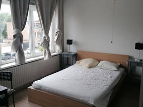 Room 15m2 in spacious house with garden / Antwerp area