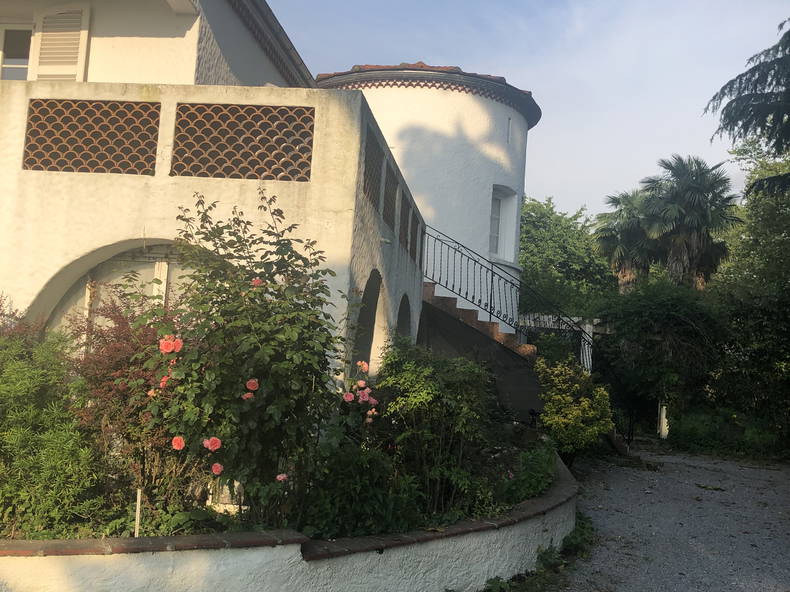 Colocation Pau 270996-2