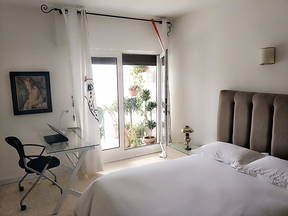 CHAMBRE N 2 DANS UN MIGNON DUPLEX STYLE AMERICAIN