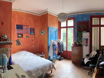 Roomlala | Room 20 m2, Old town, at the inhabitant's