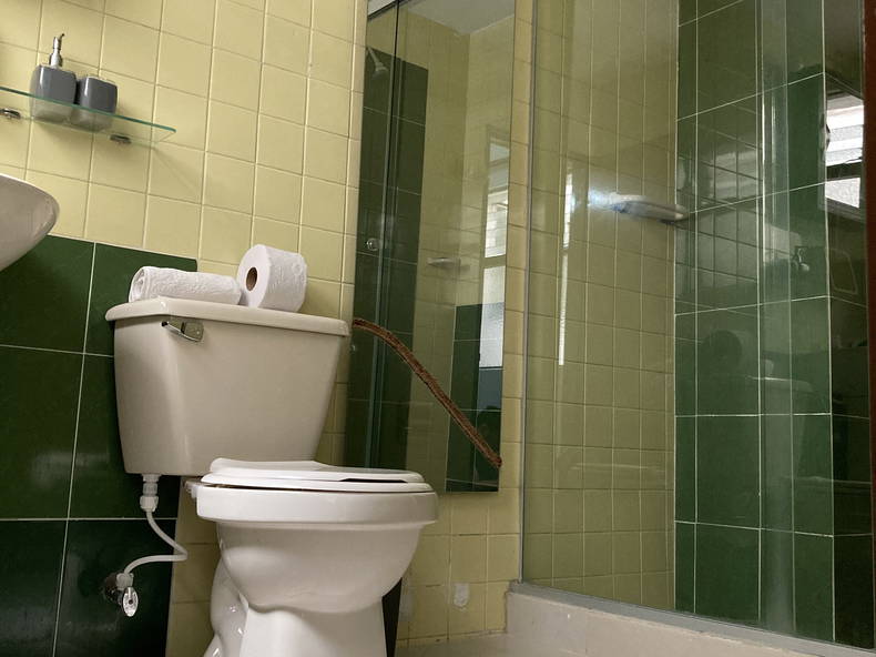 Quedarse En Casa Medellín 235865-5