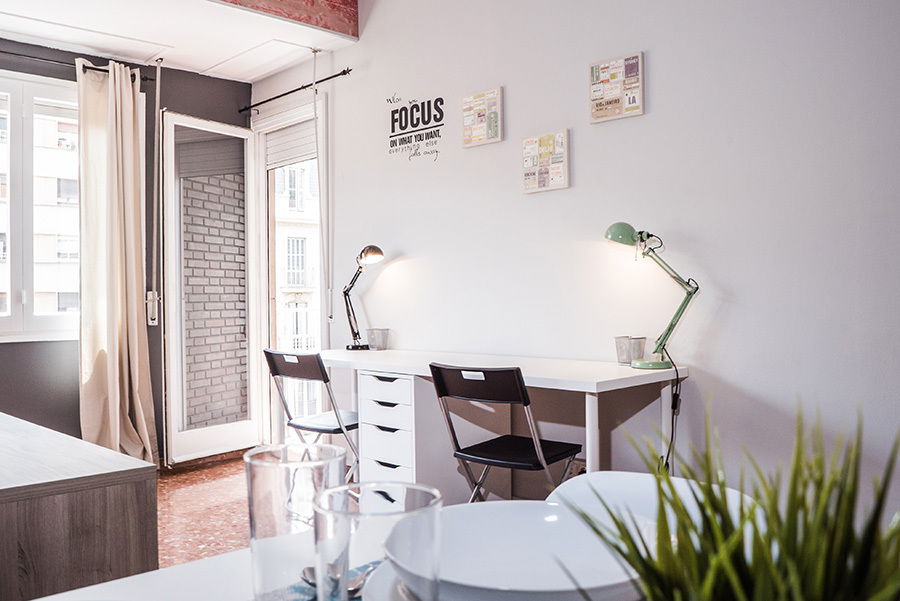 Homestay Barcelona 200315