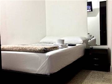 Room For Rent Medellín 235868-1