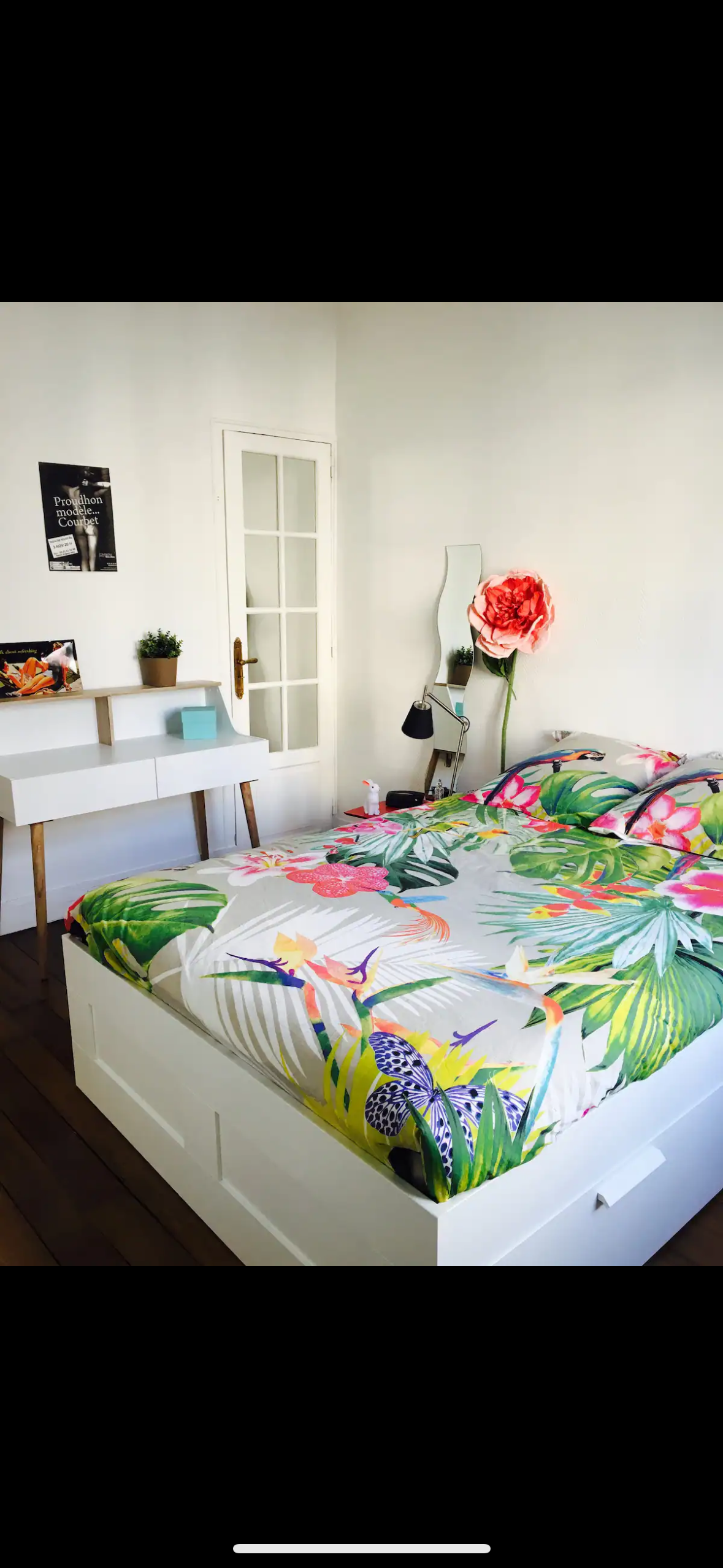 Homestay Paris 391119