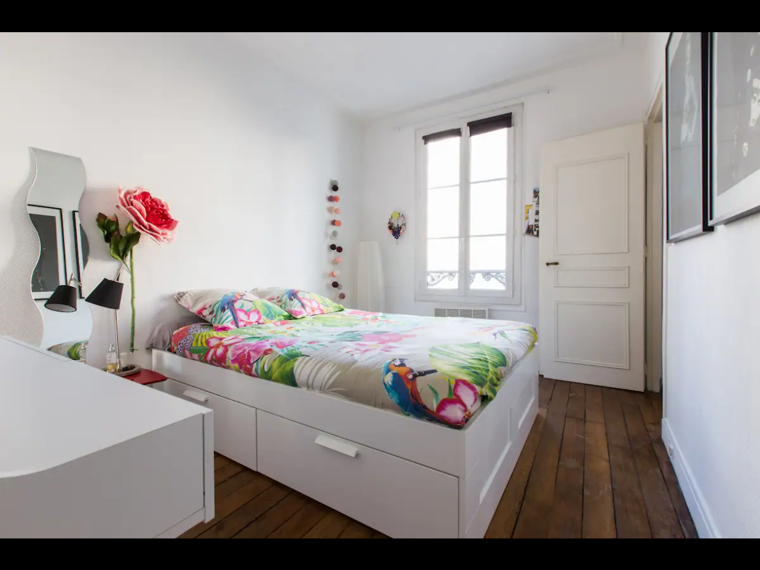 Homestay Paris 391119