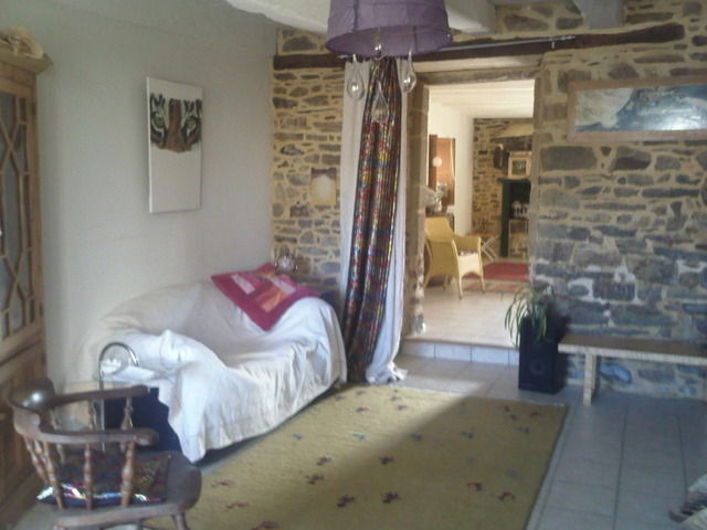 Colocation Peillac 19358