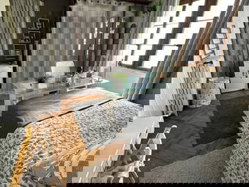 Wohngemeinschaft Lausanne 664225-6