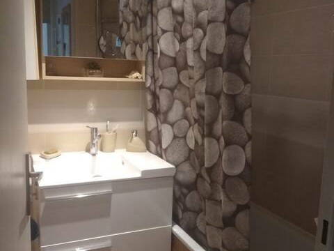 Quedarse En Casa Guyancourt 245979-5