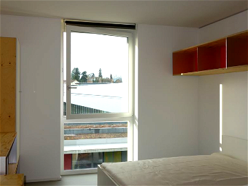 Roomlala | Room Directly On Epfl Campus In Atrium