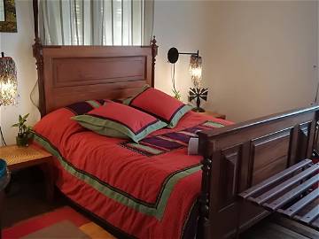 Roomlala | Room For 2 In The Center Of Antananarivo!