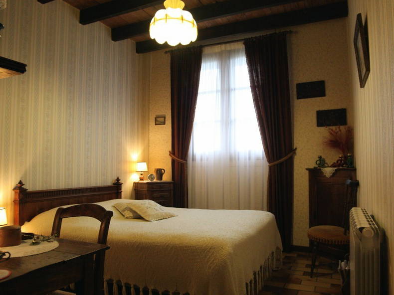 Gästezimmer Monthodon 89259-4