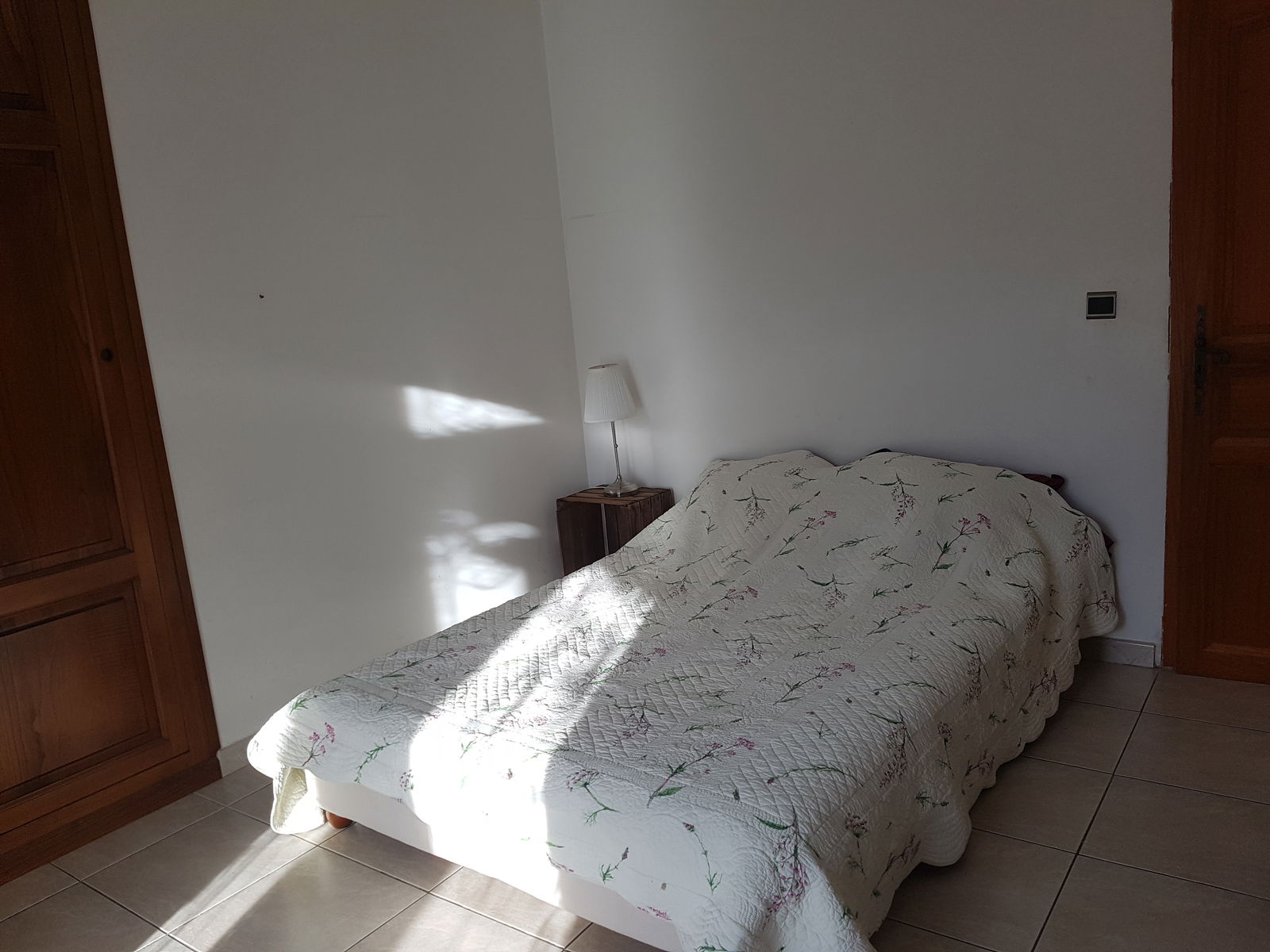 Homestay Eyguières 77473