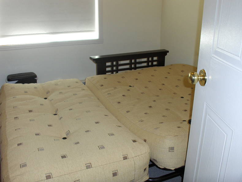 Colocation Mont-Saint-Hilaire 79506-1