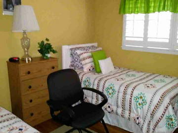 Roomlala | Room For Rent