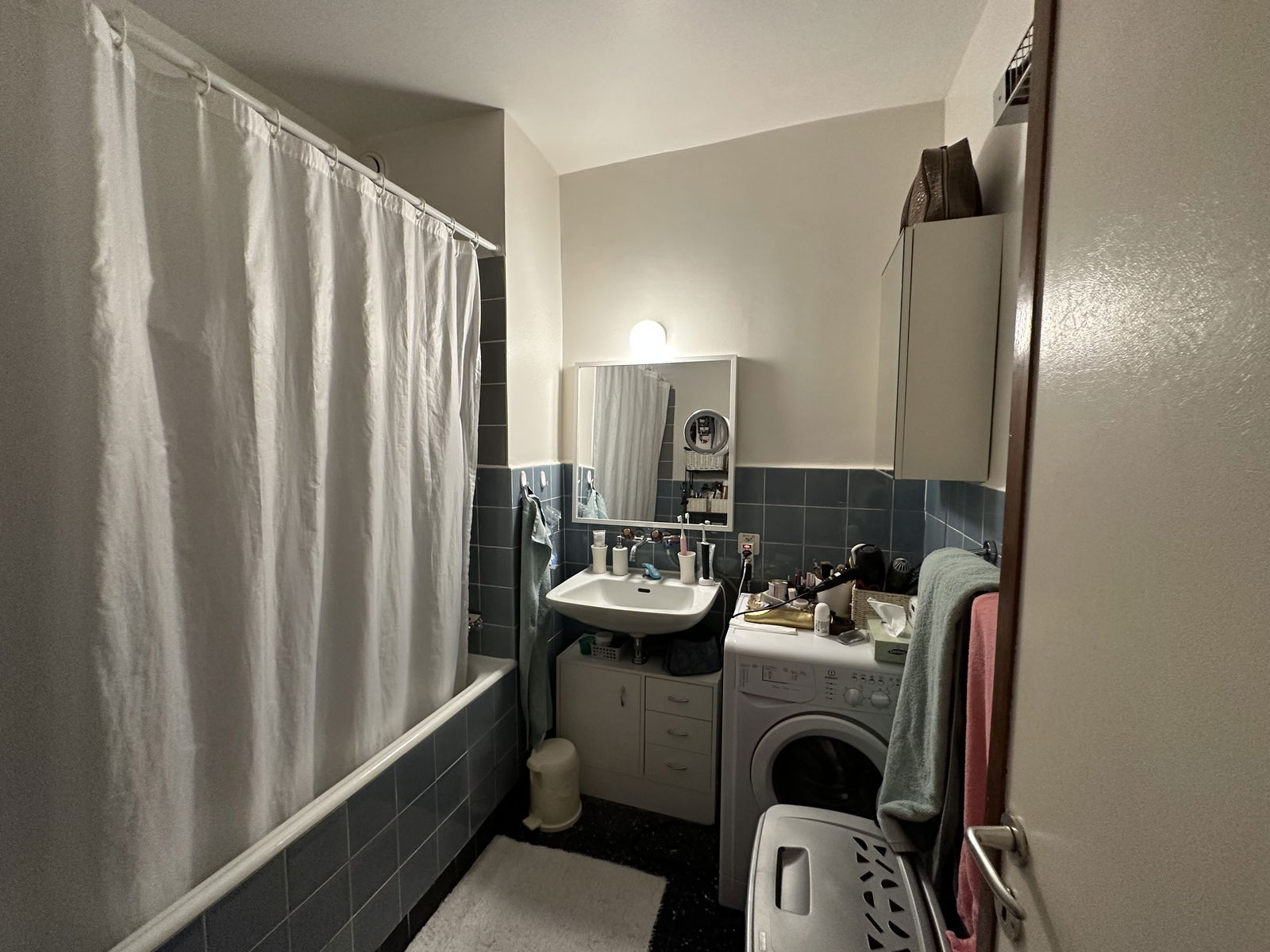 Homestay Meyrin 234101