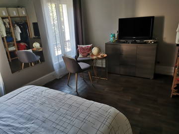 Room For Rent Groslay 253700