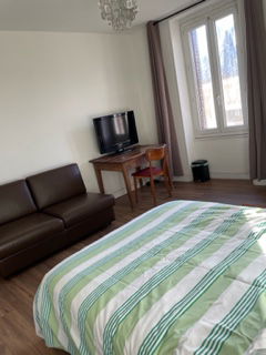 Homestay Bourg-Saint-Andéol 532555