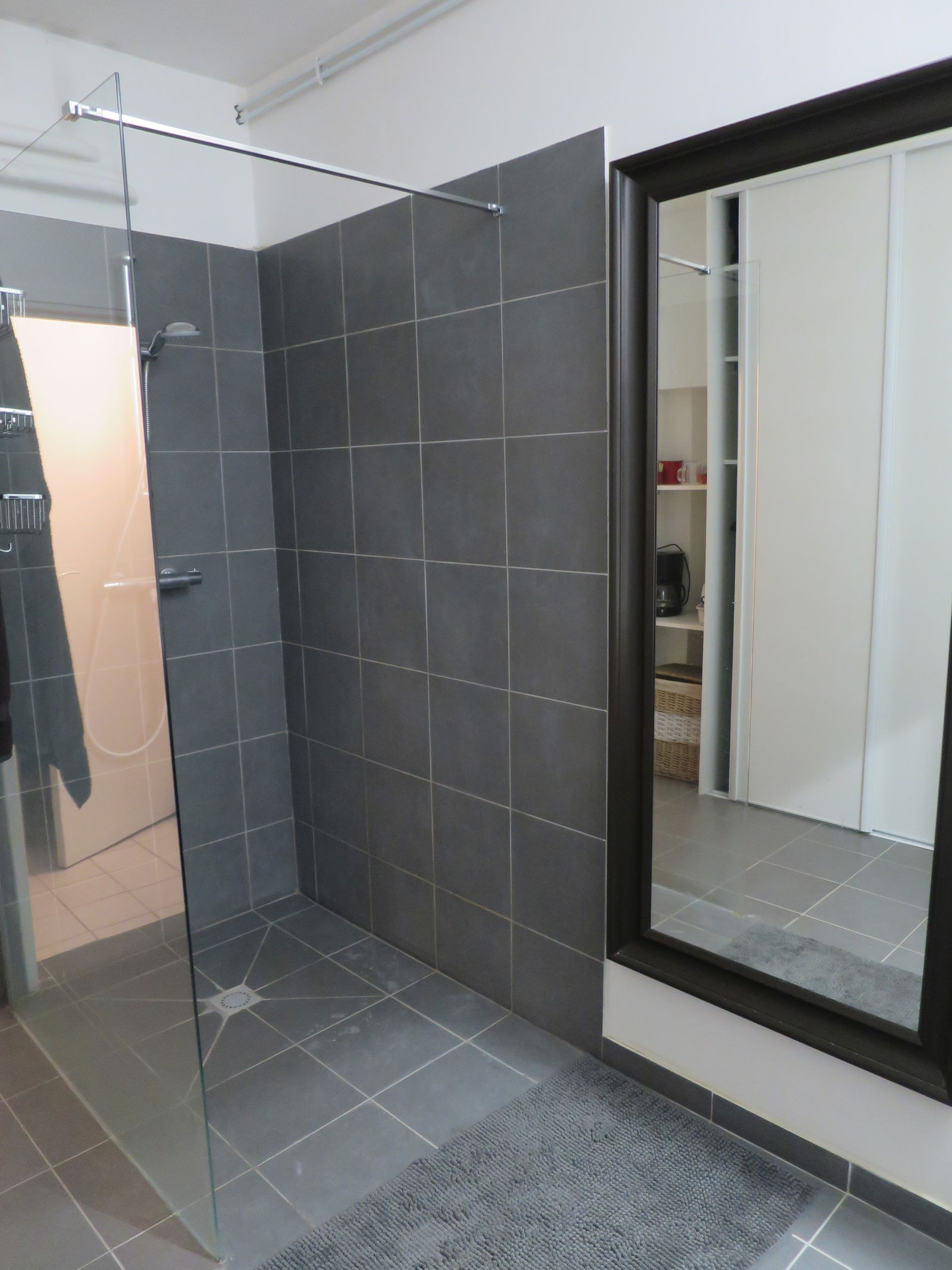 Homestay Paris 400230