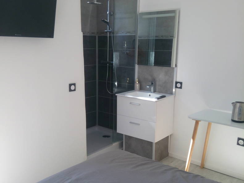 Chambre Chez L'habitant Chavanoz 240448-3