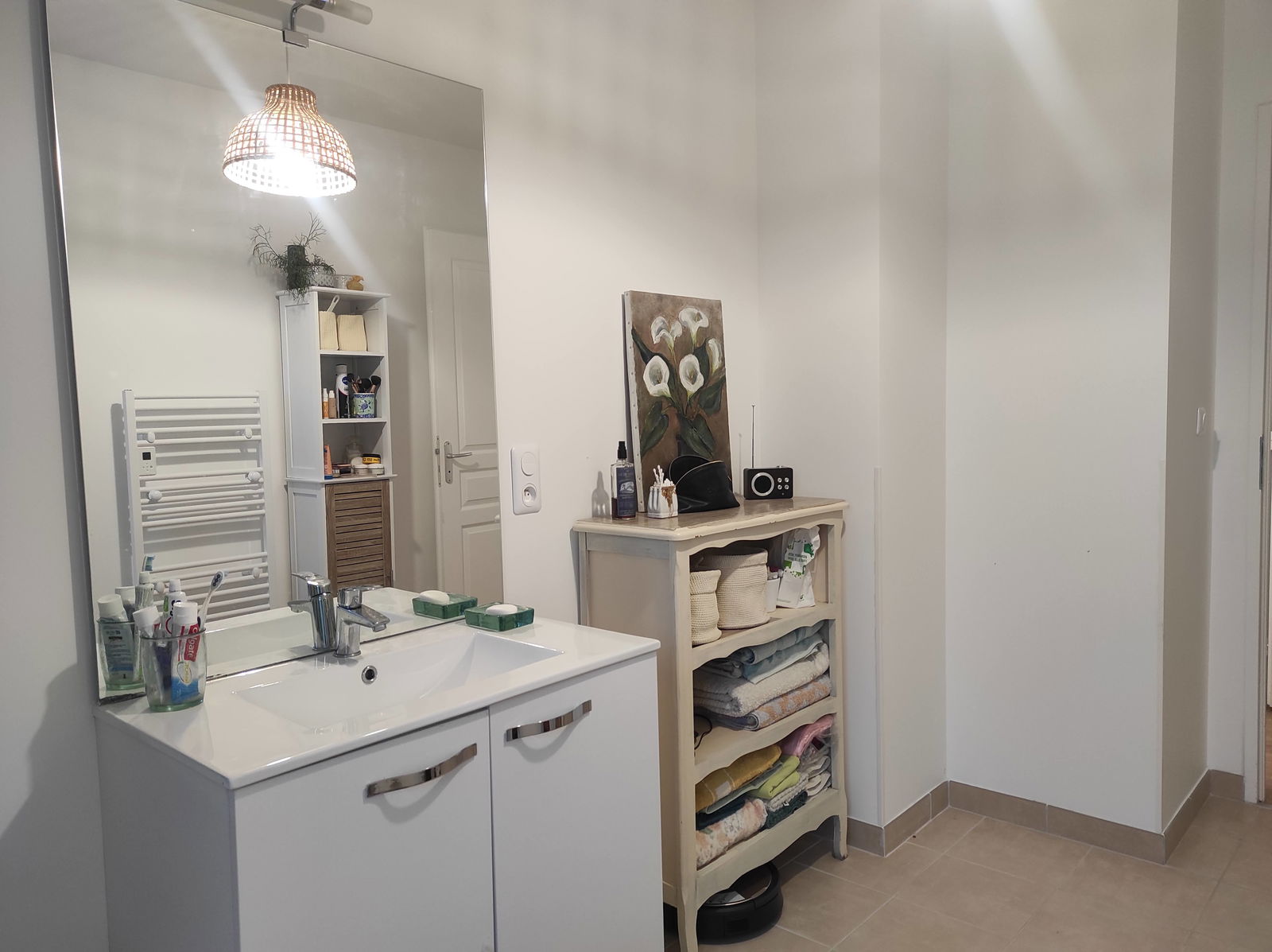 Homestay Saint-Léger-du-Bourg-Denis 466383