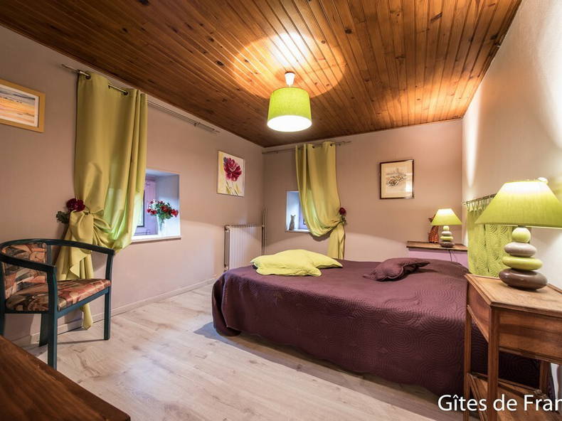 Habitaciones De Huéspedes Vernet-la-Varenne 93880-1