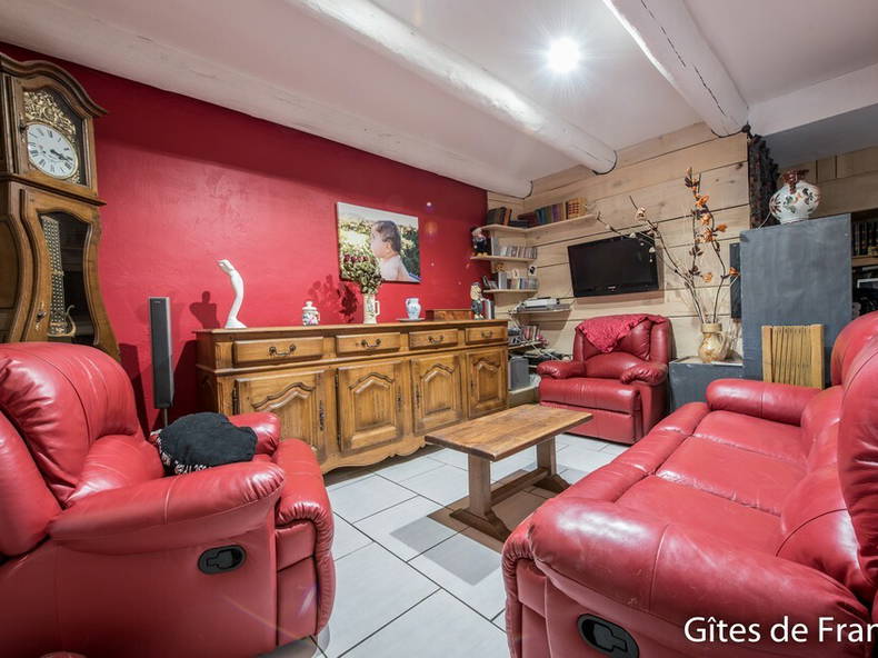 Habitaciones De Huéspedes Vernet-la-Varenne 93880-4